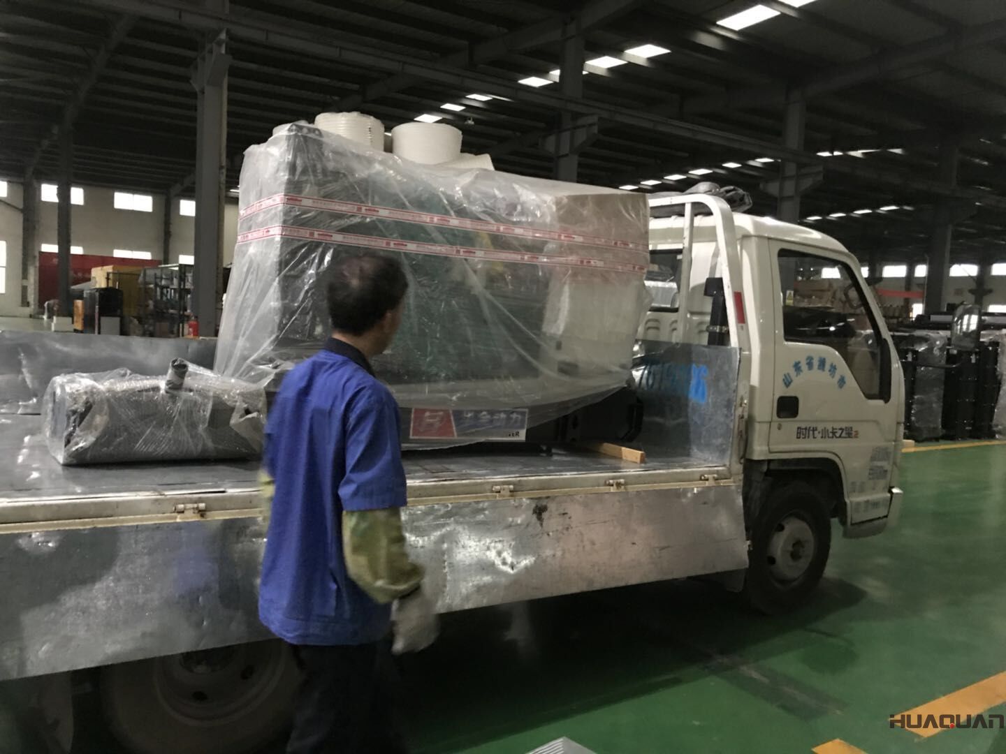 HQ50GF標(biāo)配型的一臺(tái)柴油發(fā)電機(jī)組在7月9號發(fā)往唐山      