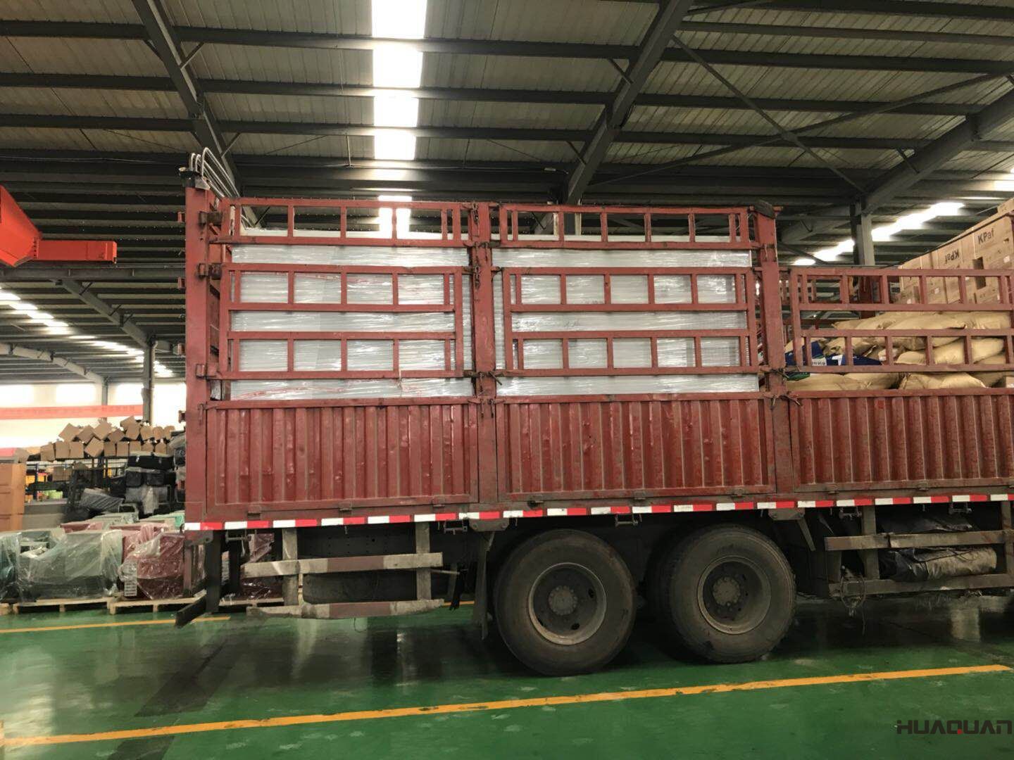 一臺(tái)HQ30GF靜音箱底座油箱型柴油發(fā)電機(jī)組于7月15號發(fā)往天津	