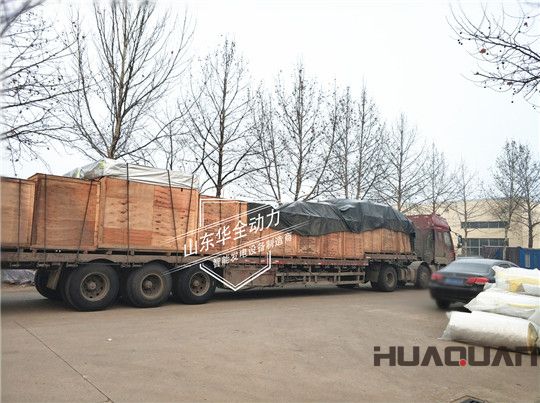 為客戶定制的玉柴發(fā)動機(jī)已經(jīng)到貨，華全玉柴發(fā)電機(jī)組緊張生產(chǎn)中